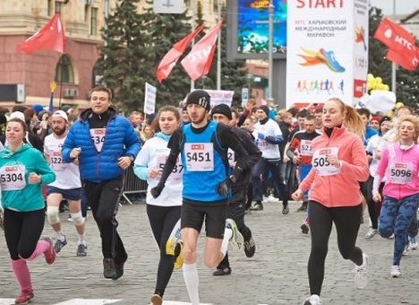 В Харькове соревнуются 7 тысяч марафонцев