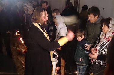 Христос Воскрес! Православные празднуют Пасху