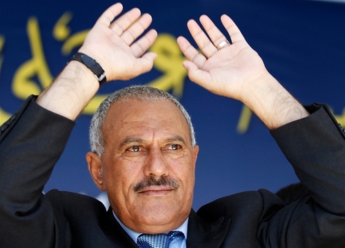 Бывший президент Йемена ищет убежища у соседних стран, - СМИ