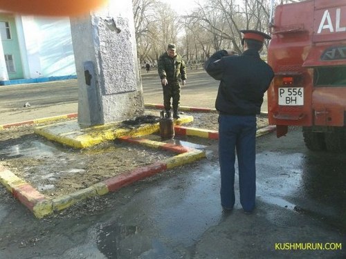 В Казахстане пытались взорвать памятник Ленину