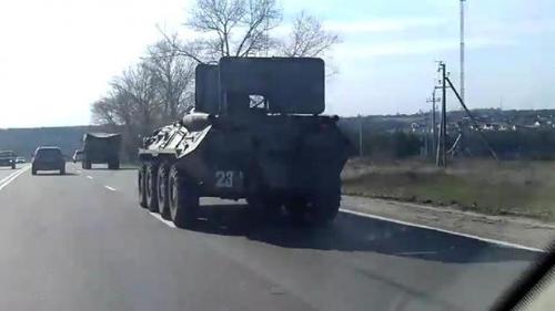 Пока горит Забайкалье, к украинской границе идут колонны танков