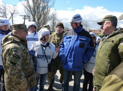 Члены миссии ОБСЕ продолжат переговоры по демилитаризации Широкино