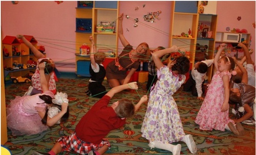 Одесский интернат больше года отбирал деньги у девочки-сироты  