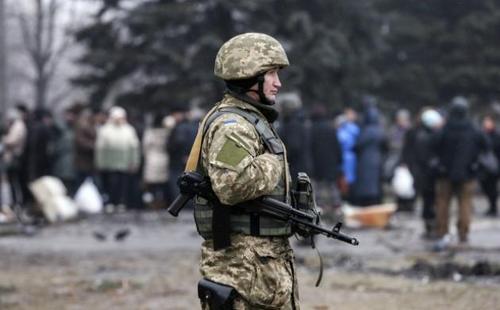 Украинским военным могут запретить пользоваться мобильной связью в зоне АТО