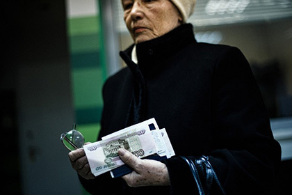 В России курс евро упал ниже 61 рубля впервые за четыре месяца
