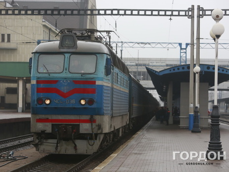 "Укрзалізниця" назначила к Пасхе еще ряд дополнительных поездов