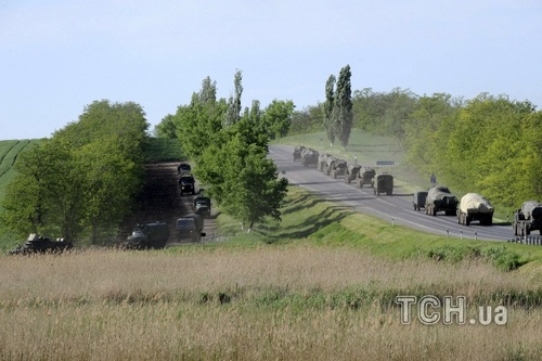 У бік України рухається велика колона російської військової техніки
