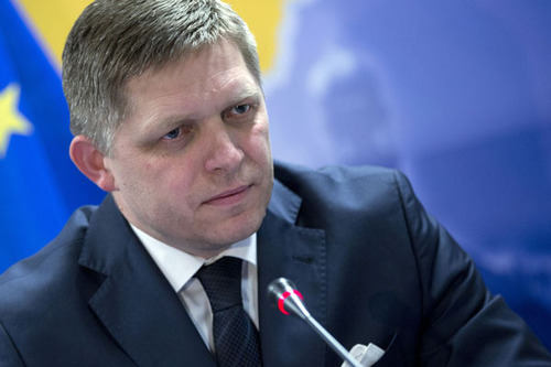 Словацький прем'єр-міністр Роберт Фіцо пообіцяв повністю зберегти реверс газу в Україну
