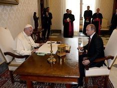 Анатомия слухов: Путин и тайны Ватикана