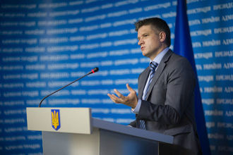 Перед местными выборами осенью власть сможет продемонстрировать украинцам результаты ряда реформ