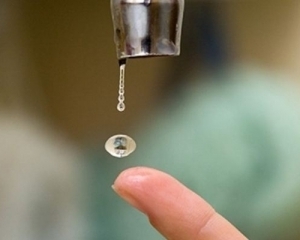 Запаси питної води зменшуються по всьому світу