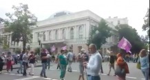 Учасники мітингу під стінами Верховної Ради України, перекрили рух транспорту  