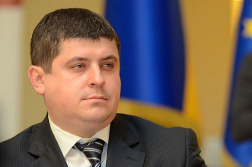 Экс-министр инфраструктуры стал лидером фракции "Народный фронт" в парламенте