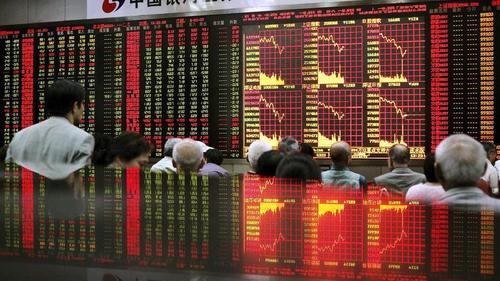 Из-за масштабного обвала фондовой биржи Китай потерял триллионы долларов