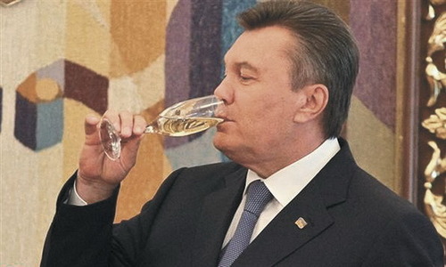 Сегодня Януковичу 65: госпенсию он получит, если лично подаст документы - Розенко