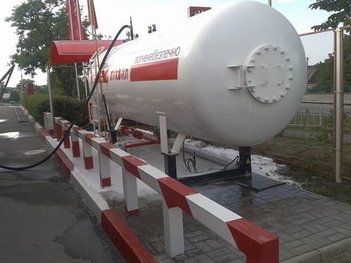 У Києві вже демонтовано 15 нелегальних газових заправок