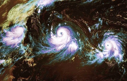 На Японию обрушился тайфун «Нангка»