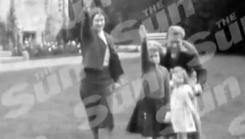 В Великобритании скандал из-за видео с "нацистским" приветствием королевы