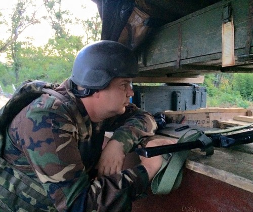 Экс-министр Дмитрий Булатов воюет в зоне АТО