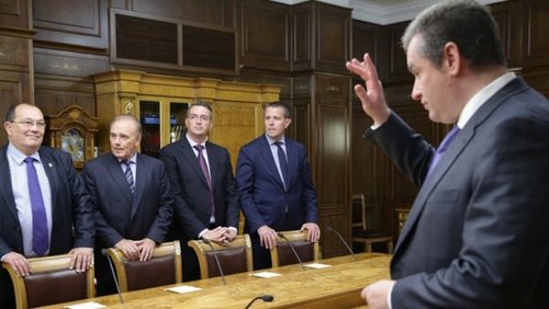 Европейские депутаты в Крыму и Донбассе: кто вы?