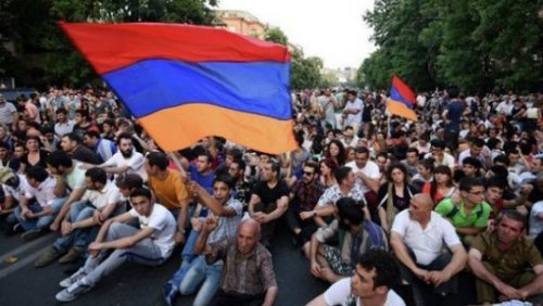 Активісти а Єревані готуються до сидячого протесту