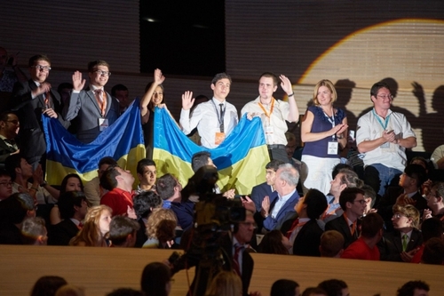 На Міжнародній хімічній олімпіаді харківські школярі отримали срібні медалі