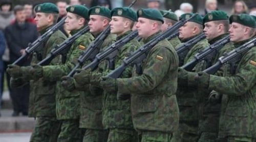 В Литве вернули военную службу по призыву