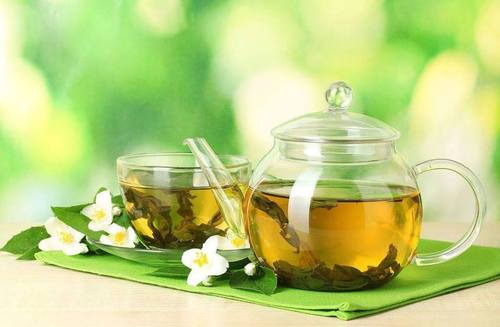Зелений чай сприяє поліпшенню слуху