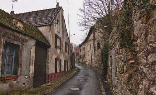 Гуссенвиль: заброшенный город во Франции 
