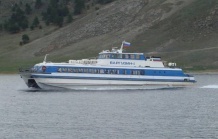 У Росії загорівся теплоход "Баргузин", який йшов по озеру Байкал
