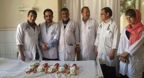 В Афганистане 35-летняя женщина родила пятерых близнецов