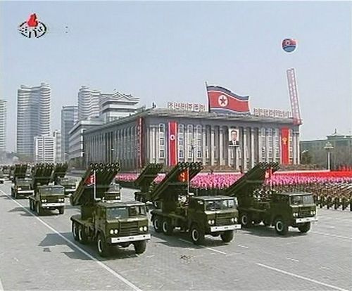 Ким Чен Ын привел войска в боевую готовность