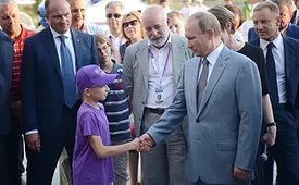 11-летний мальчик озадачил Путина вопросом, о причинах падения рубля (ВИДЕО)
