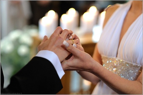 Из-за кризиса украинцы реже женятся и разводятся