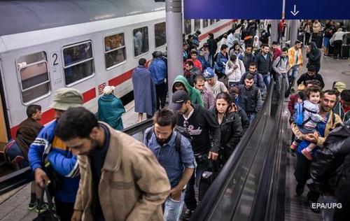 Из-за беженцев движение поездов между Данией и Германией приостановлено