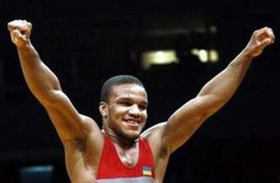 Украинец Жан Беленюк стал чемпионом мира по греко-римской борьбе