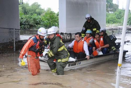 Из-за проливных дождей в Японии эвакуируют 150 тыс. человек