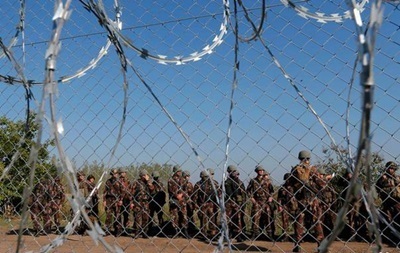 Венгрия запретила все приграничные полеты вдоль границы с Сербией