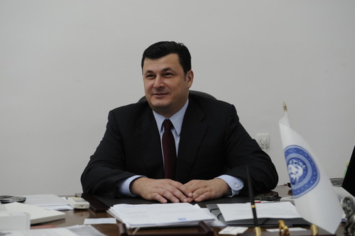 Квиташвили просит Раду принять если не его медреформу, то хотя бы отставку