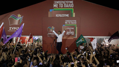 СИРИЗА и "Независимые греки" получили половину мандатов в 300-местном парламенте