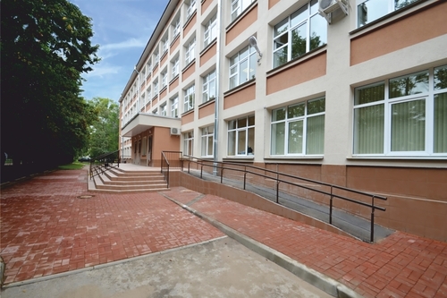 Ещё 32 учебных заведения Харьковщины стали доступными для лиц с ограниченными возможностями