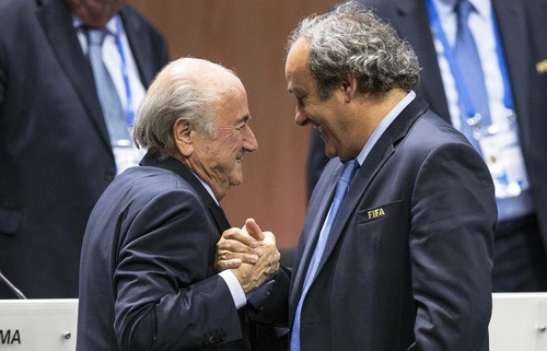 Французские СМИ обеспокоены скандалом вокруг президента УЕФА Мишеля Платини