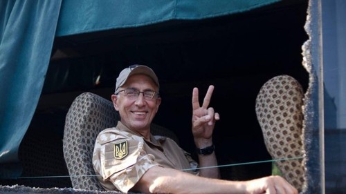 Порошенко посмертно наградил американского бойца-добровольца, погибшего под Иловайском