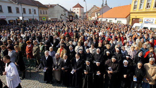 У Чехії трьома мовами молились за Україну