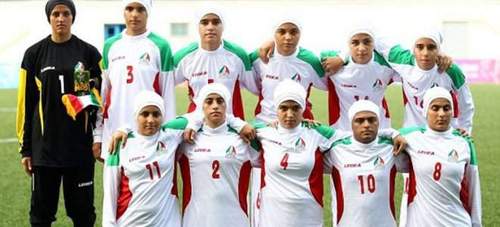 Восемь футболисток женской сборной Ирана оказались мужчинами