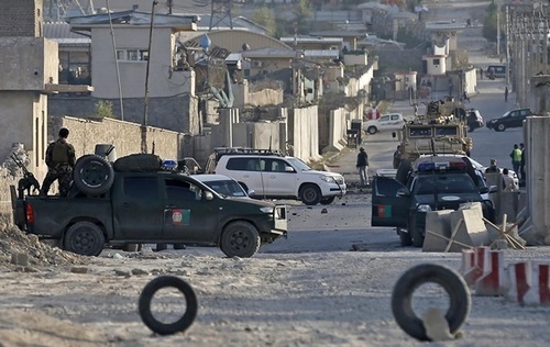 Террористы-смертники совершили два мощных взрыва в центре Кабула