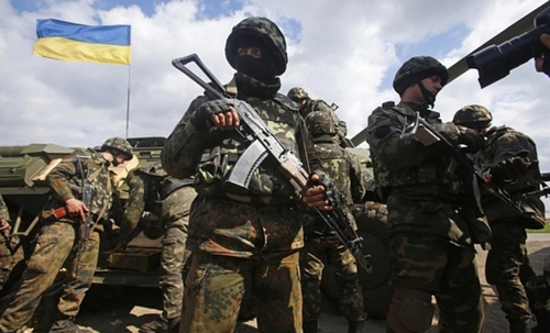 Около 70 тыс. украинских военных остаются на линии разграничения