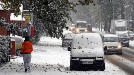 Польша страдает от снега, два человека погибли