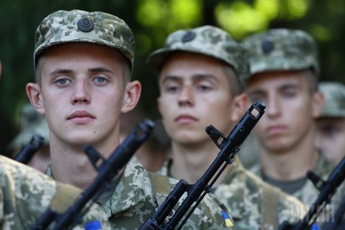 Украина впервые отмечает День защитника