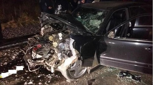 Под Харьковом в ДТП с Mercedes и трактором погиб милиционер